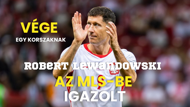Robert Lewandowski a stadionban, kezét a füléhez emeli, búcsúfeliratokkal a háttérben.